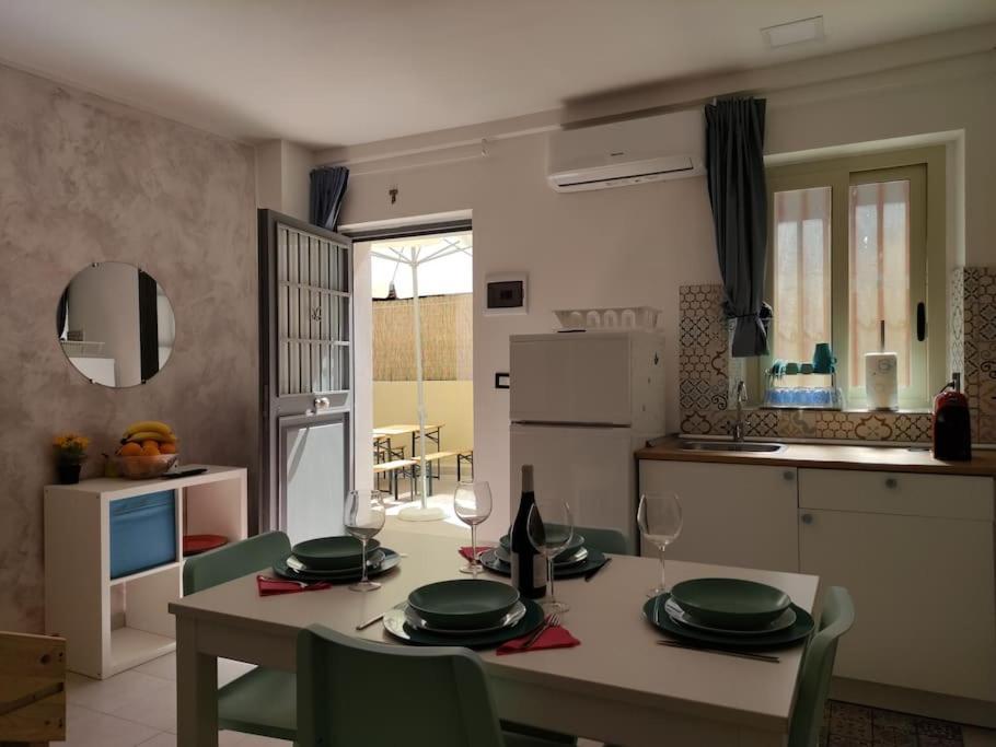 شقة Team019 Casa Giusi Terrace & Sicilian Charm كاتانيا المظهر الخارجي الصورة